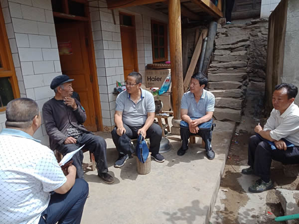 結(jié)對幫扶入戶 助力脫貧攻堅