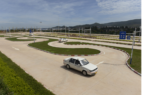 做到兩點(diǎn)，輕松考試，順利拿證