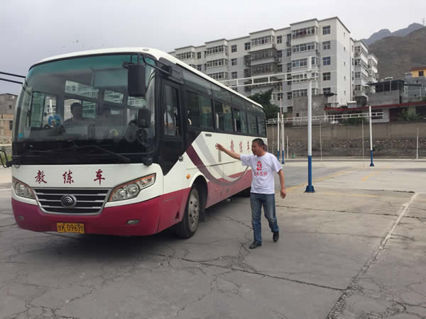 做到兩點(diǎn)，輕松考試，順利拿證