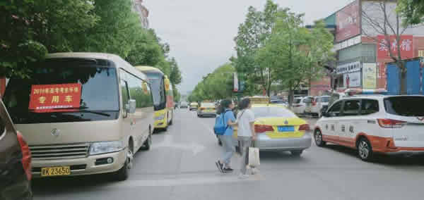 又是一年高考季，又到愛心送考時