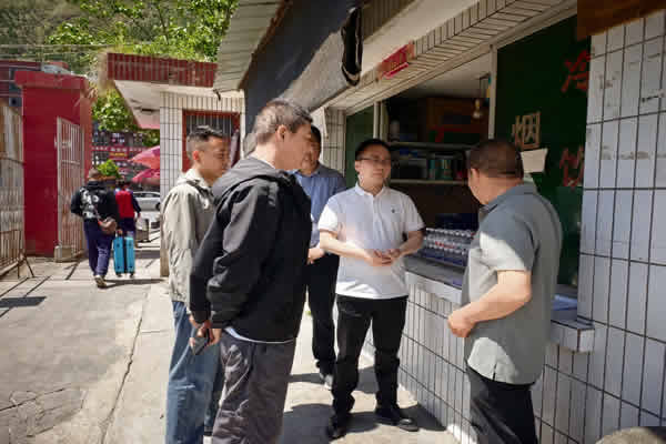 隴南市隴運集團公司開展“五一”節(jié)假日收尾安全生產(chǎn)督查工作